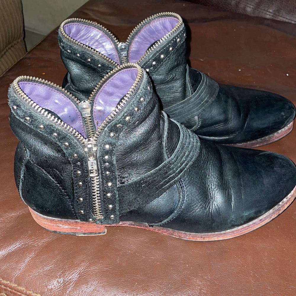 Blackstone Split Strap Zipper Ankle Bootie Black